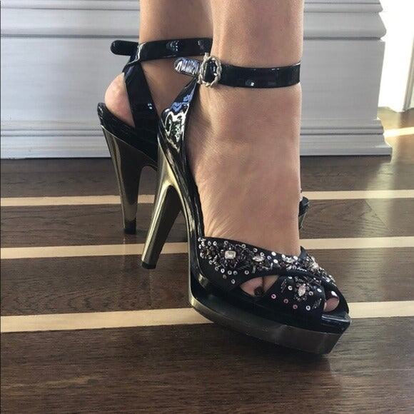 Salvatore Ferragamo PATENT LEATHER ANKLE WRAP MIRROR HEEL JEWEL PLATFORMS SZ 8 - Picture 1 of 9